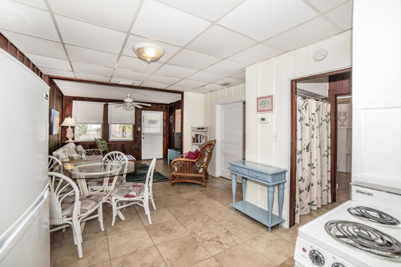 Sun N Fun Beachfront Vacation Rentals 인디언쇼어스 외부 사진