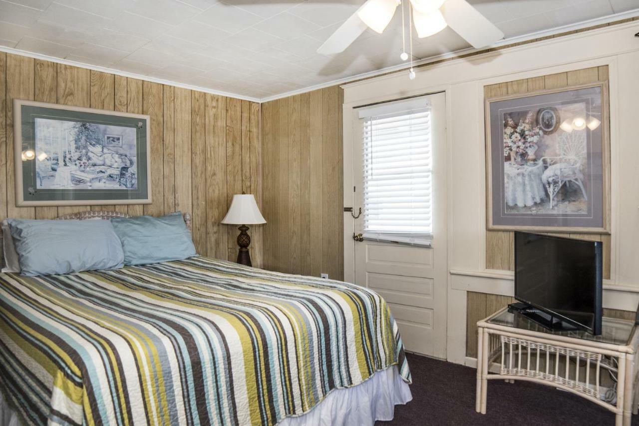Sun N Fun Beachfront Vacation Rentals 인디언쇼어스 외부 사진